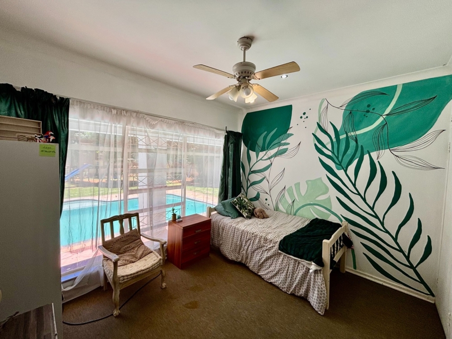 4 Bedroom Property for Sale in Flamwood North West